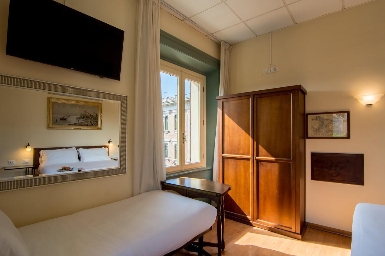 Hotel Della Vittoria Ancona Ngoại thất bức ảnh