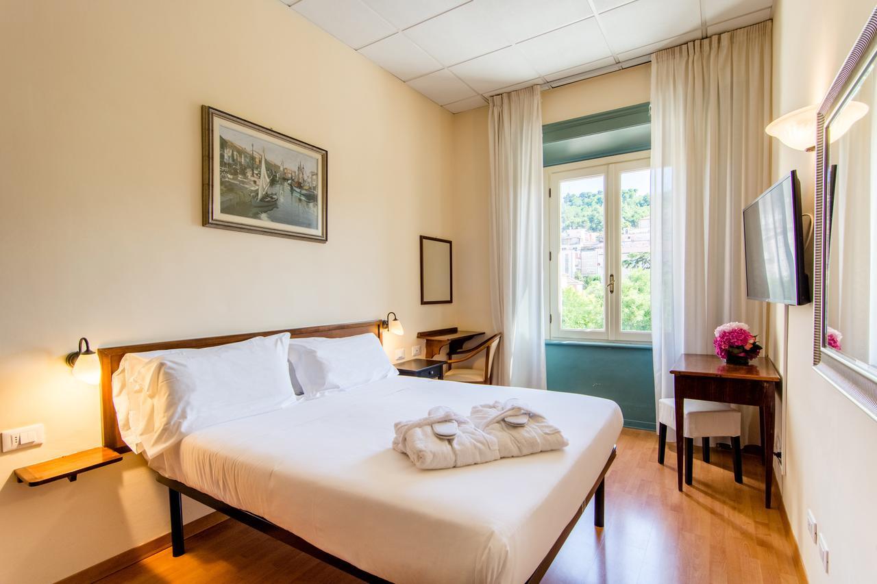 Hotel Della Vittoria Ancona Ngoại thất bức ảnh